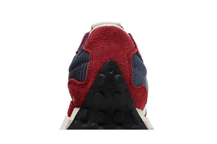 Кроссовки New Balance 327 'Navy Scarlet'