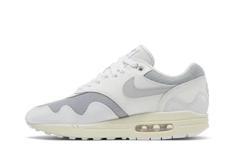 Krossovki-Patta-x-Nike-Air-Max-1-White-2