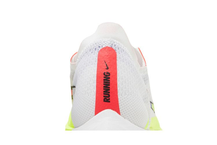 Кроссовки Nike ZoomX Streakfly Premium 'White Racer Blue Volt'