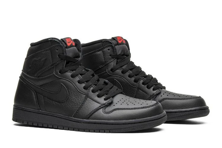 Krossovki-Air-Jordan-1-Retro-High-OG-Triple-Black-7