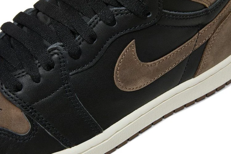 Krossovki-Air-Jordan-1-Retro-High-OG-Palomino-8