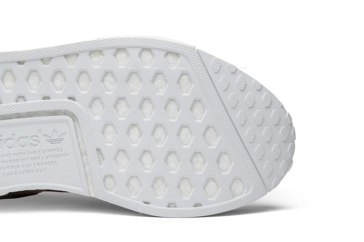 Кроссовки Adidas Wmns NMD_R1 'Raw Pink'