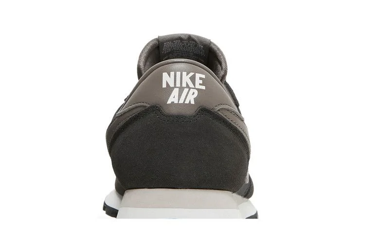 Krossovki-Nike-Air-Pegasus-83-Off-Noir-6
