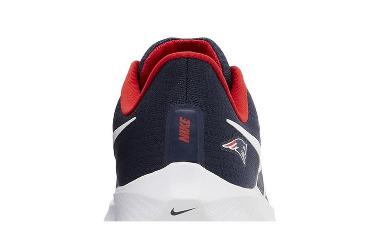 Кроссовки NFL x Nike Air Zoom Pegasus 39 'New England Patriots'