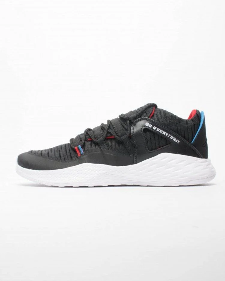 Krossovki-Air-Jordan-Formula-23-Low-Quai-54-2