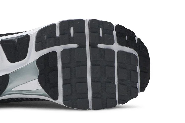 Krossovki-Nike-Air-Zoom-Vomero-5-SE-SP-Dark-Grey-2019-4
