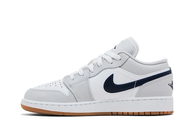 Кроссовки Air Jordan 1 Low GS 'Georgetown'