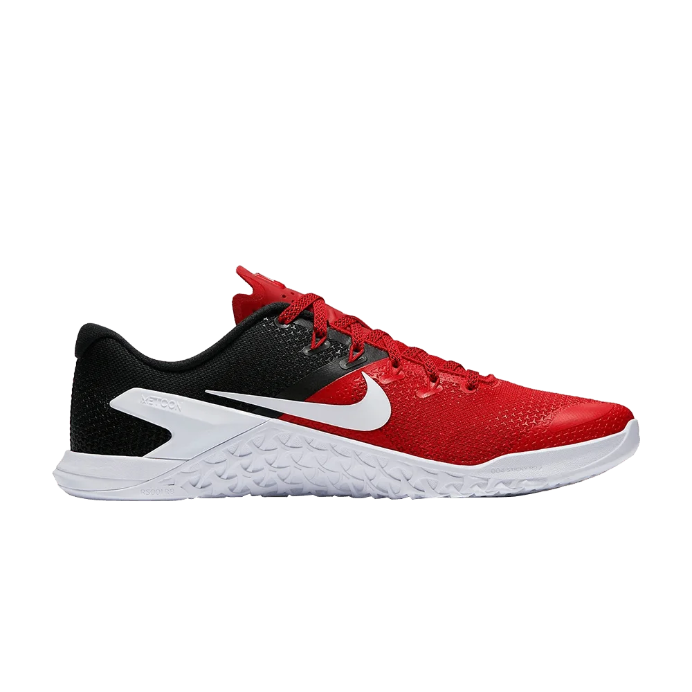 Krossovki-Nike-Metcon-4-University-Red