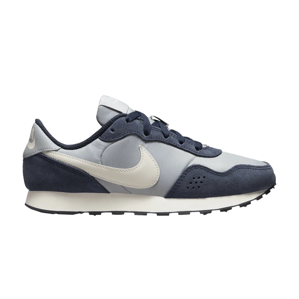 Krossovki-Nike-MD-Valiant-GS-Dark-Obsidian-Phantom