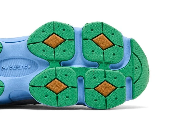 Кроссовки New Balance 9060 Big Kid 'Raincloud Electric Sky'