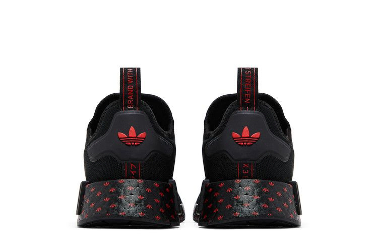 Кроссовки adidas NMD_R1 'Black Scarlet Trefoil Midsole'