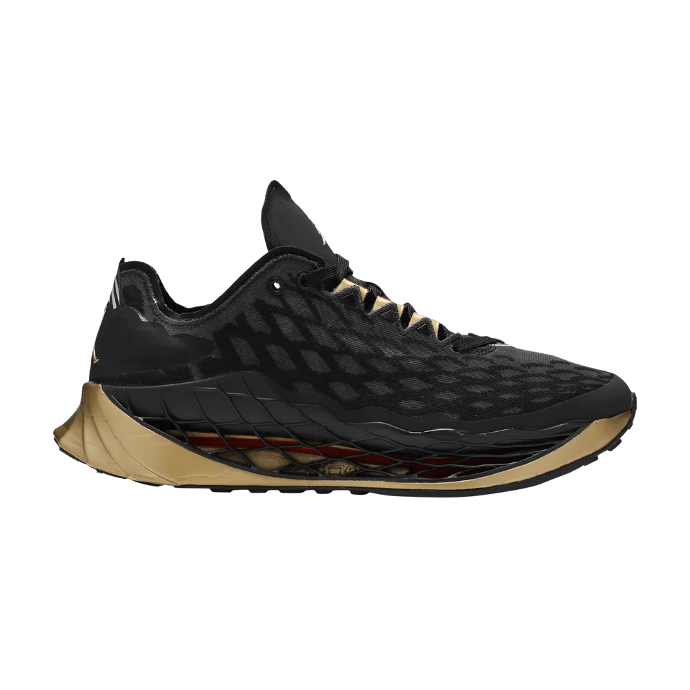 Кроссовки Air Jordan Zoom Trunner Ultimate 'Black Metallic Gold'