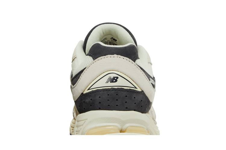 Кроссовки Shoe Palace x New Balance 2002R 'Lands End'