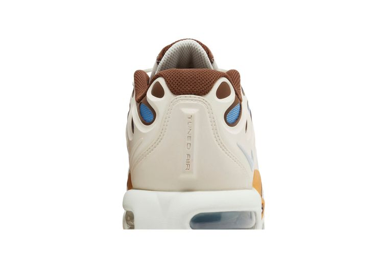 air-max-plus-drift-phantom-cacao-wow-fd4290-001_06