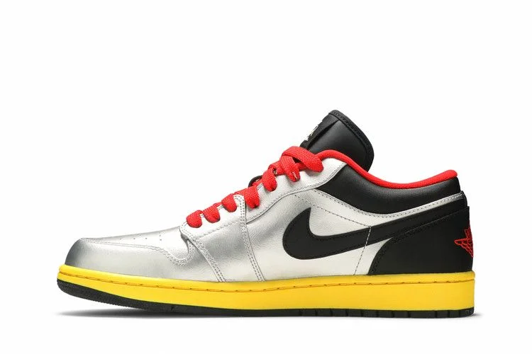 Krossovki-Air-Jordan-1-Low-Silver-Black-Yellow-2