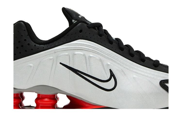 shox-r4-gs-og-2025-cw2626-005_01