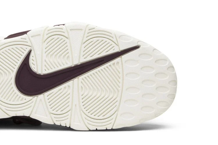 Кроссовки Nike Air More Uptempo 'Bordeaux'