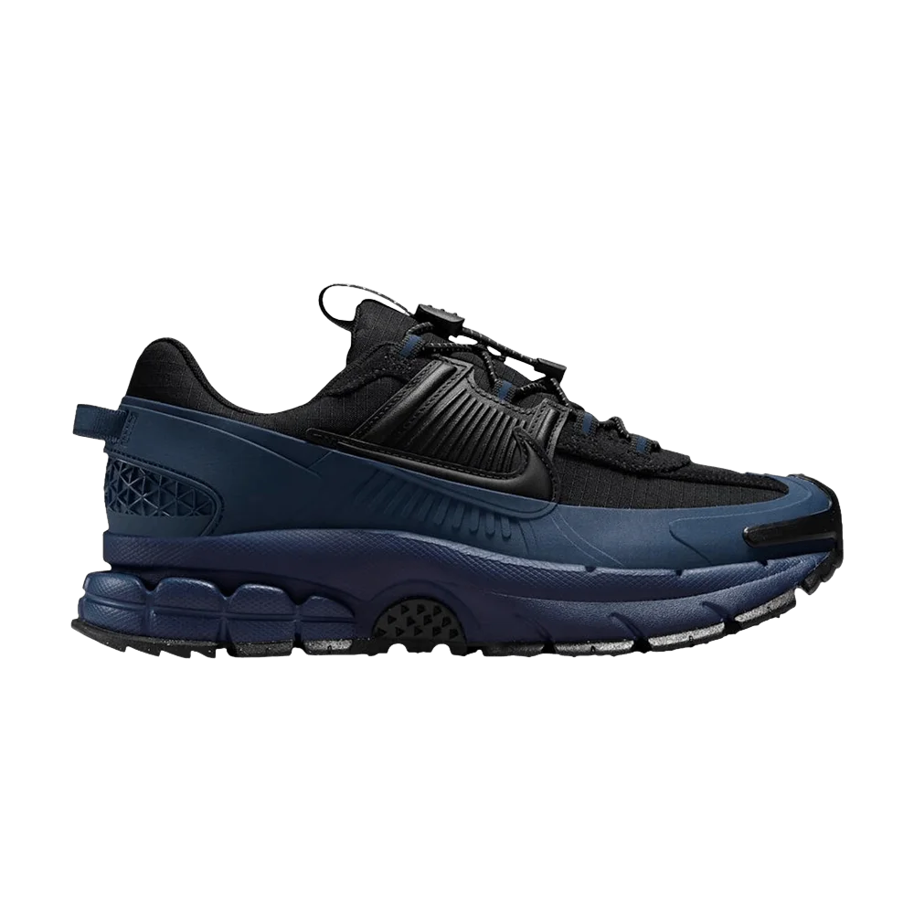 Кроссовки Nike Wmns Zoom Vomero Roam Winterized 'Midnight Navy'