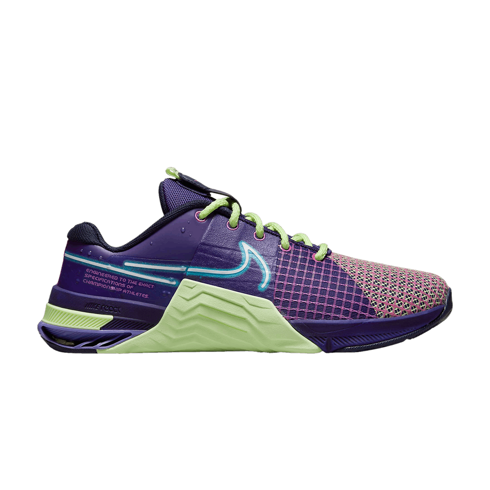 Кроссовки Nike Wmns Metcon 8 AMP 'Deep Purple Barely Volt'