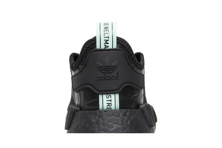 Кроссовки adidas Wmns NMD_R1 'Mint Glow'