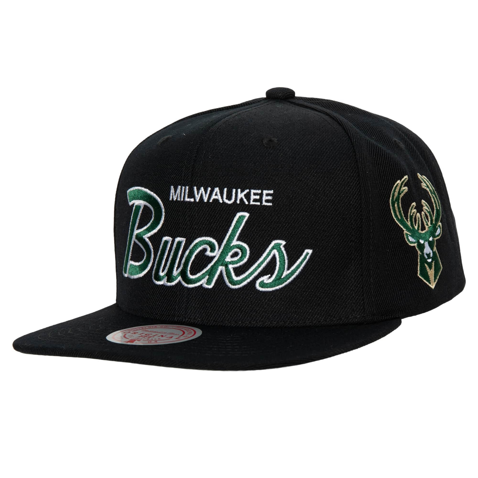 Mitchell-Ness-Team-Script-2.0-Snapback-Milwaukee-Bucks-Hat