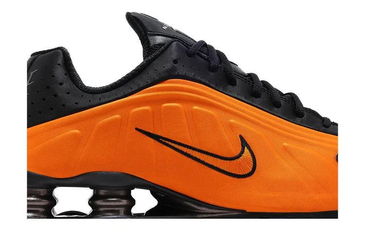 Krossovki-Nike-Shox-R4-Bright-Ceramic-1