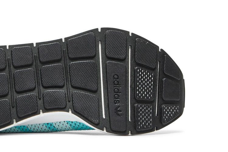 swift-run-primeknit-cq2034_04