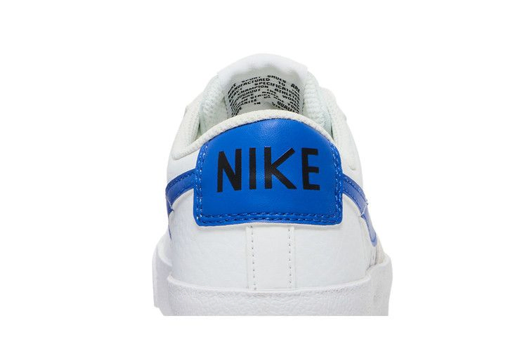 blazer-low-77-gs-white-hyper-royal-da4074-104_06