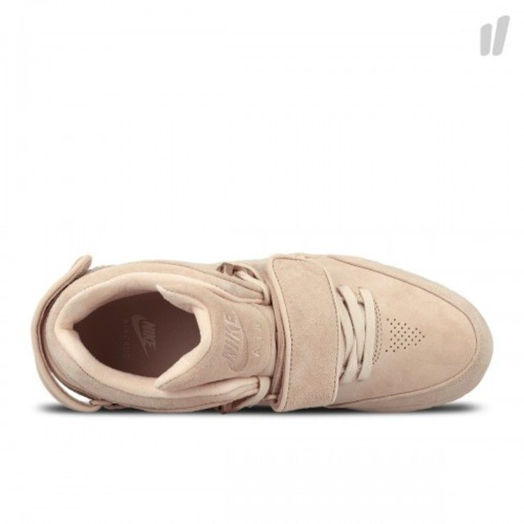 air-trainer-cruz-qs-easter-821955-800_01