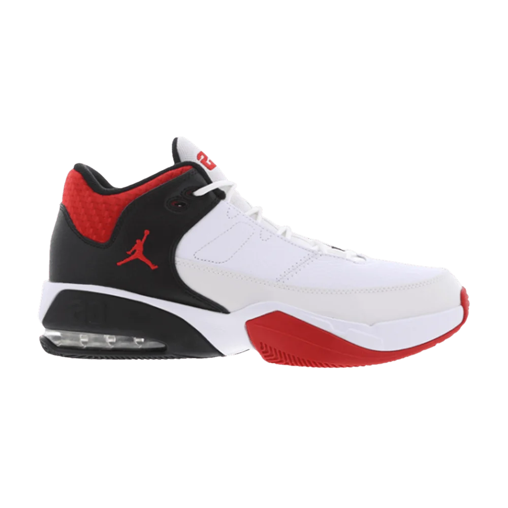 Krossovki-Air-Jordan-Max-Aura-3-White-University-Red-1