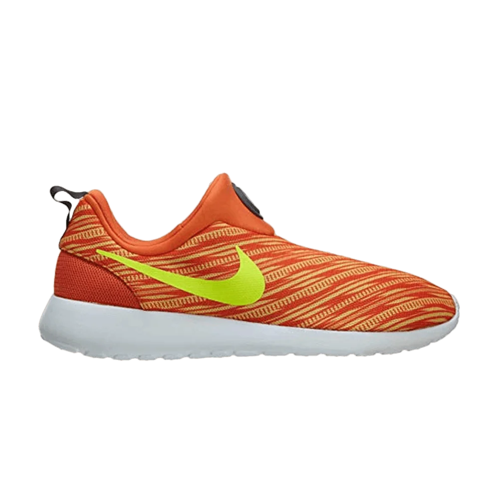 Krossovki-Nike-Rosherun-Slip-On-GPX-Electric-Orange