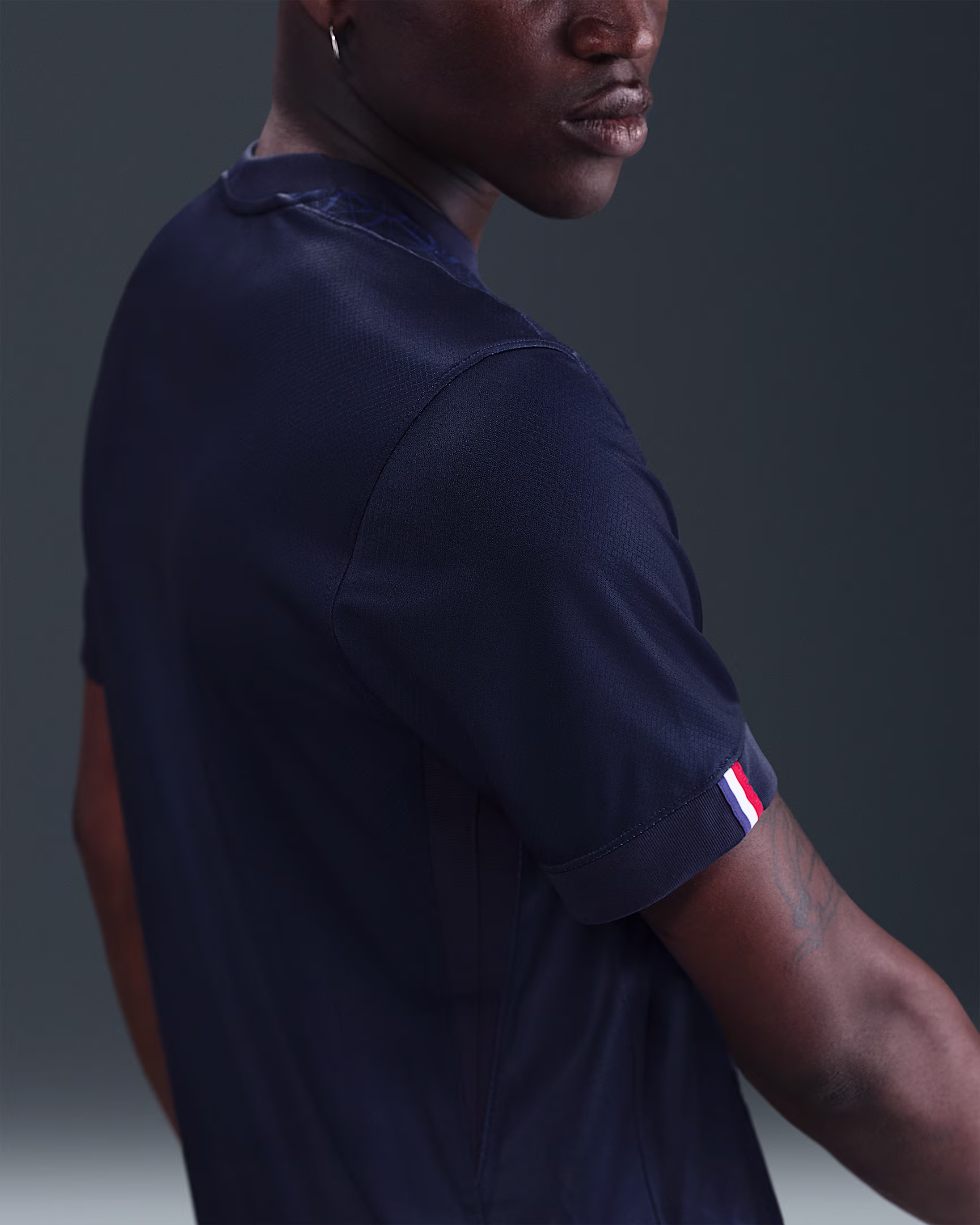 Футбольное джерси Paris Saint-Germain 2025/26 Stadium Home