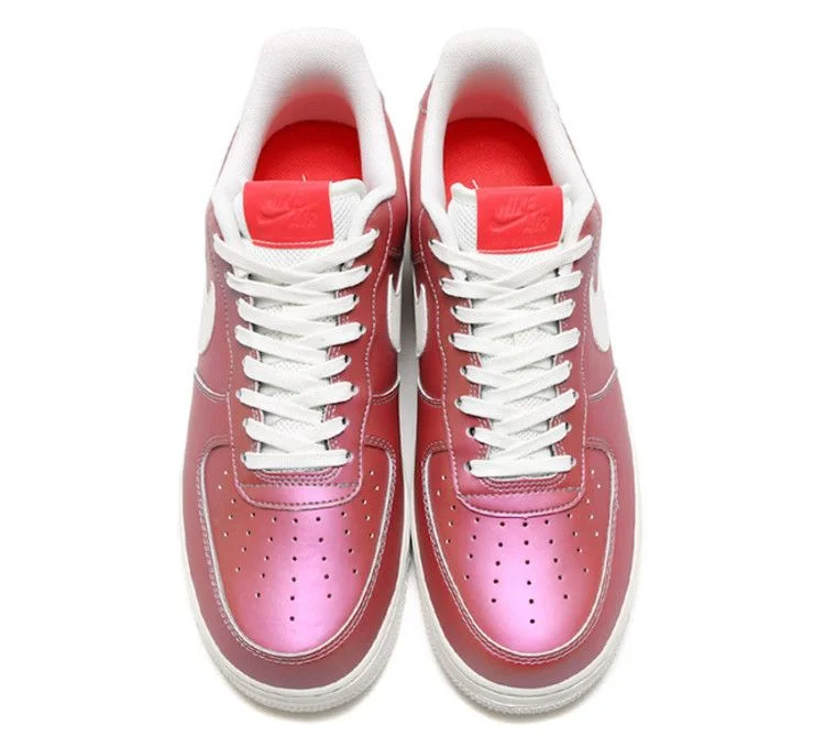 Krossovki-Nike-Air-Force-1-07-LV8-Iridescent-1