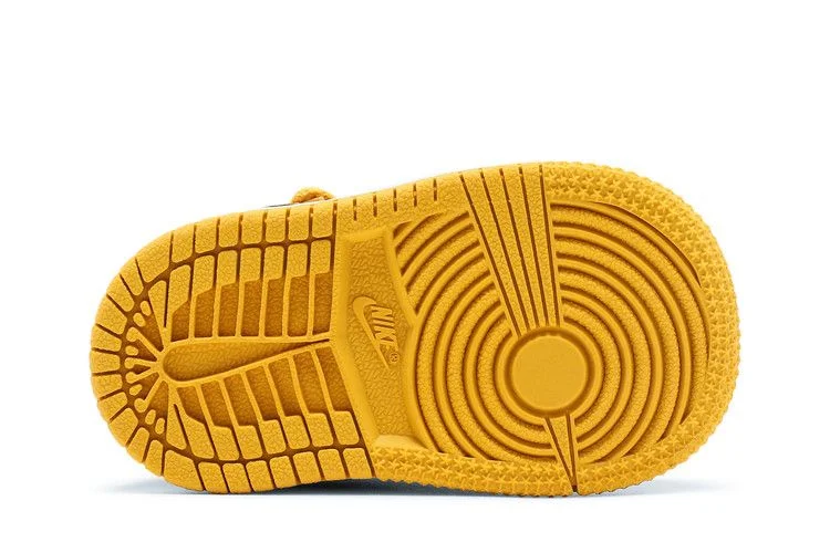 Кроссовки Air Jordan 1 Retro High OG TD 'Pollen'
