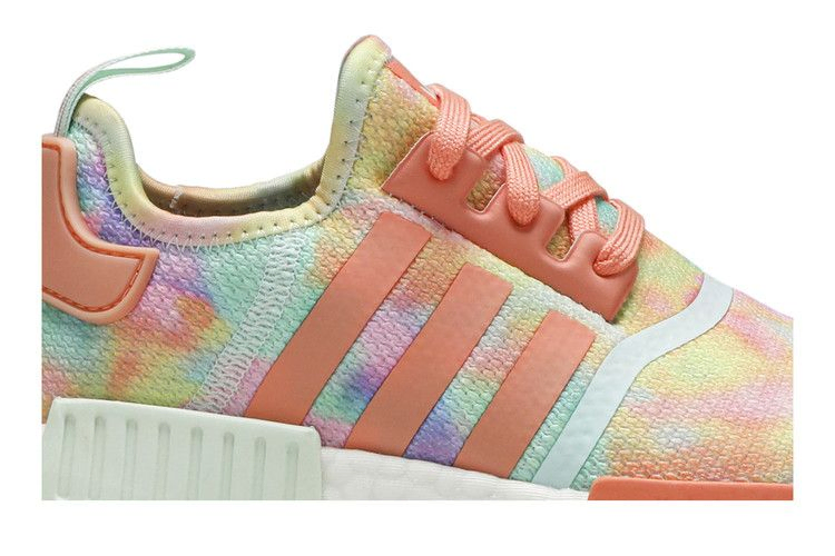 Кроссовки Adidas Wmns NMD_R1 'Tie-Dye'