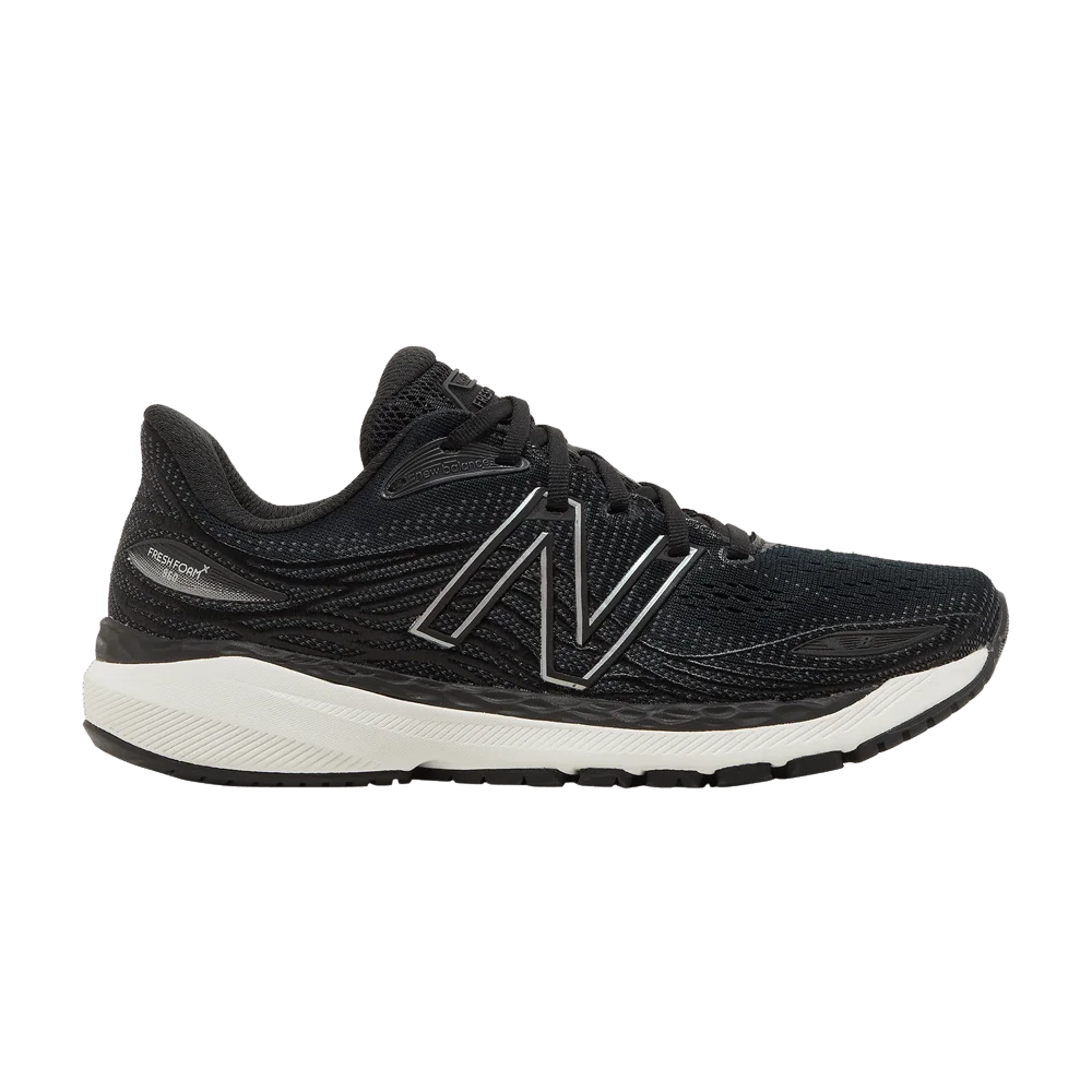 Krossovki-New-Balance-Wmns-Fresh-Foam-X-860v12-Black-White