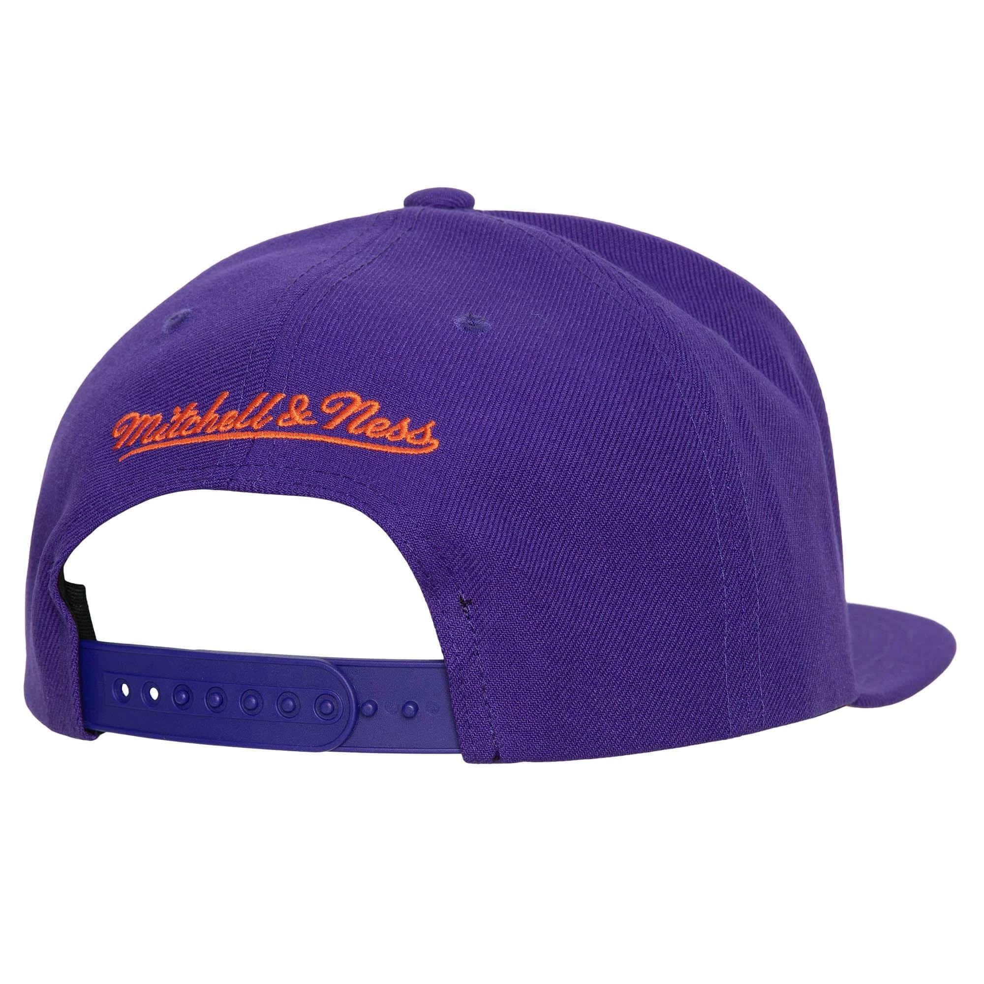 Бейсболка Mitchell & Ness Embroidery Glitch Snapback Phoenix Suns