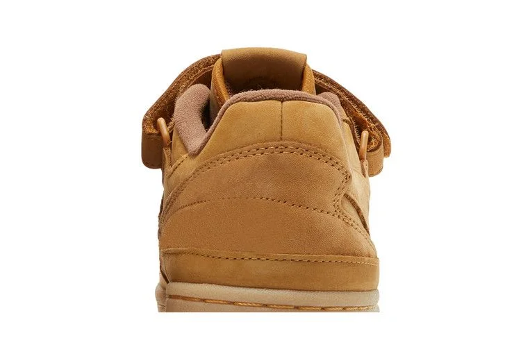 Krossovki-atmos-x-adidas-Forum-Low-Wheat-6
