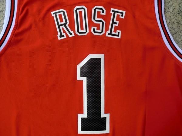 Баскетбольная джерси Chicago Bulls Derrick Rose Red Replica Road