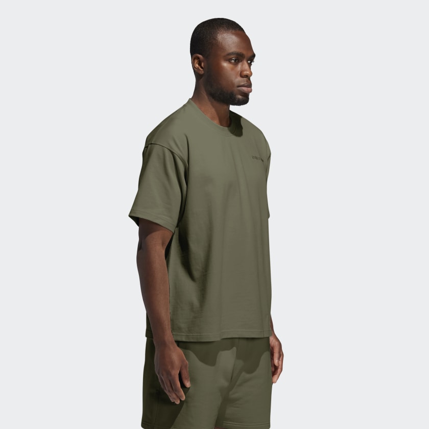 Футболка adidas Pharrell Williams Basics Tee Olive Cargo