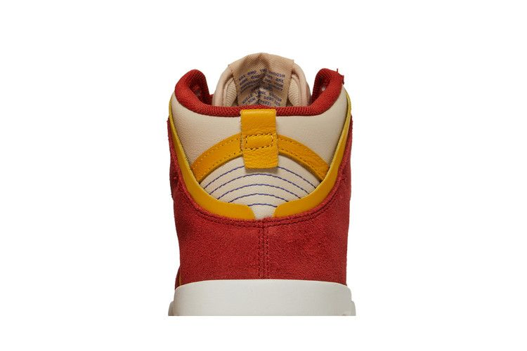 Кроссовки Nike Wmns Dunk High Up 'Cinnabar'
