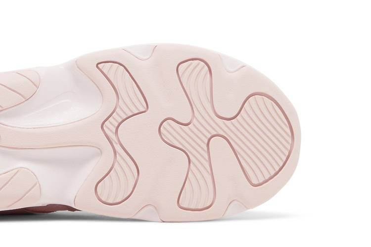 Кроссовки Nike Wmns Tech Hera 'Pearl Pink'
