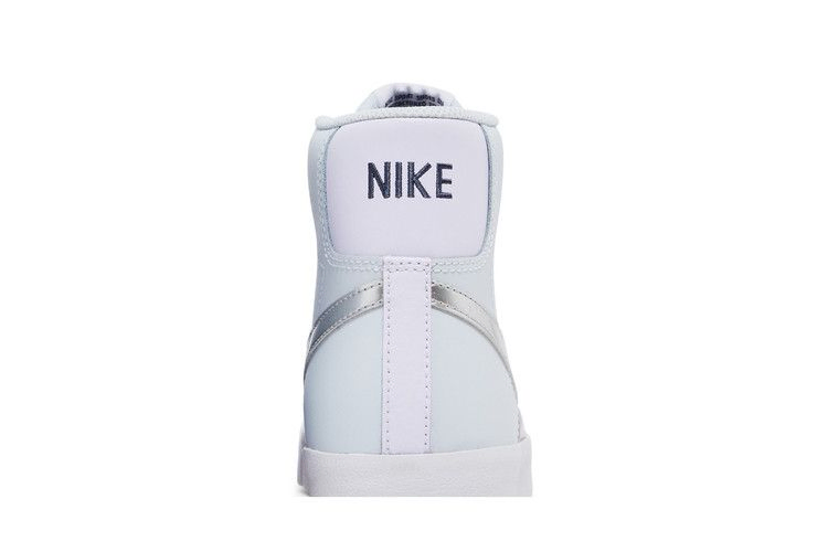 Кроссовки Nike Blazer Mid '77 GS 'Platinum Grape Metallic Silver'