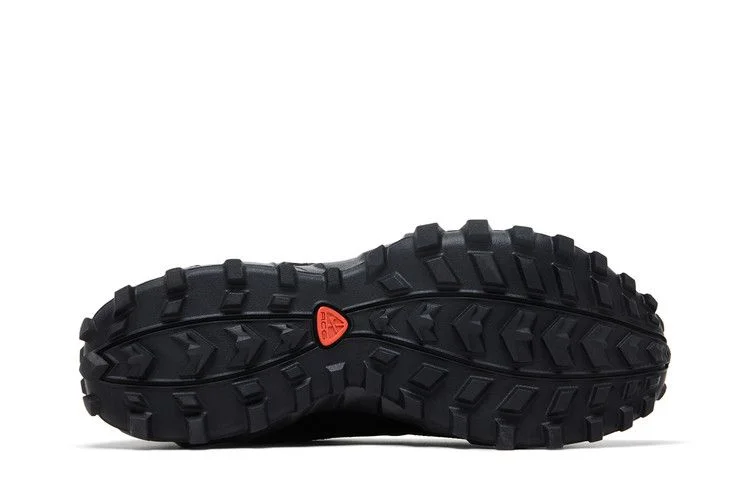 Krossovki-Nike-Air-Phassad-ACG-Triple-Black-2025-3