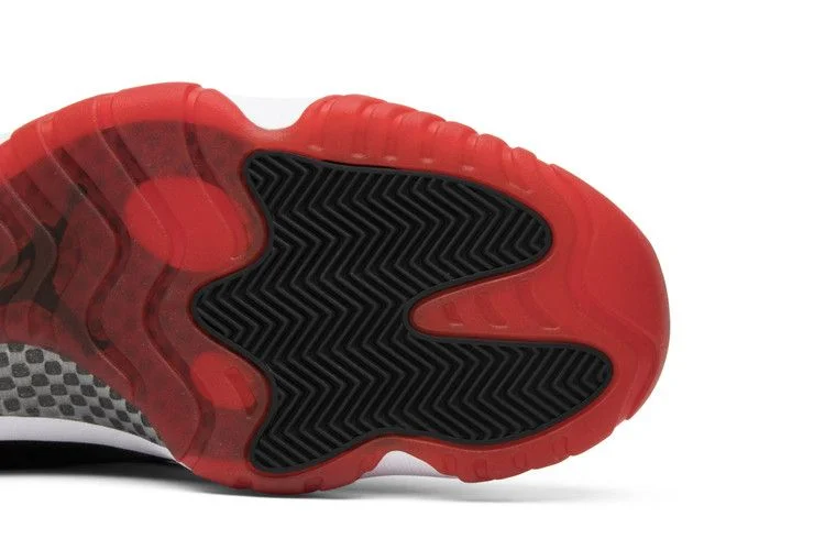 Кроссовки Air Jordan 11 Retro 'Bred' 2012