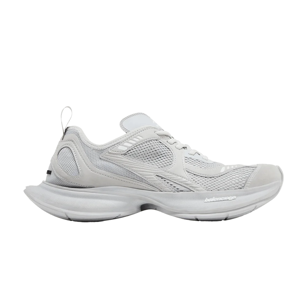 Кроссовки Balenciaga Circuit Sneaker 'Worn-Out - Light Grey'