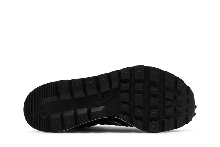 Кроссовки sacai x Jean Paul Gaultier x Nike VaporWaffle 'Black'