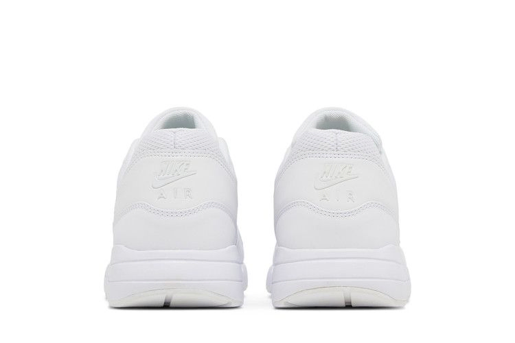 air-max-1-ultra-2-0-essential-875679-100_05
