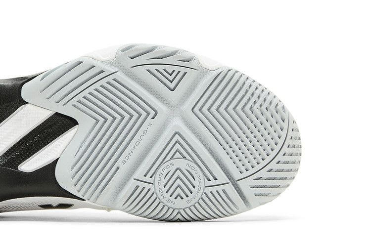 Кроссовки Asics Wmns Netburner Ballistic FF 3 'White Black'