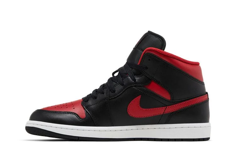 Кроссовки Air Jordan 1 Mid 'Bred Twist'